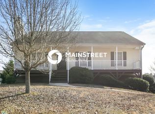 375 Twin Creeks Rd, Clemmons, NC 27012