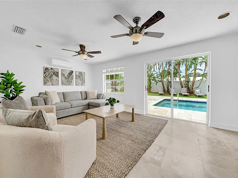 4924 Shetland Ave — Photo 4
