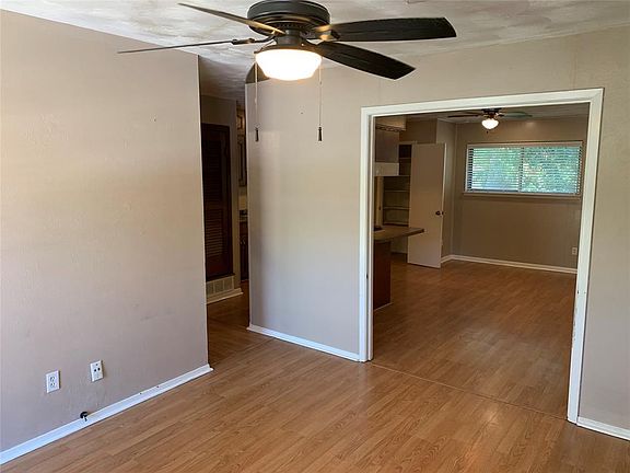 5th image of 821 Belaire Dr