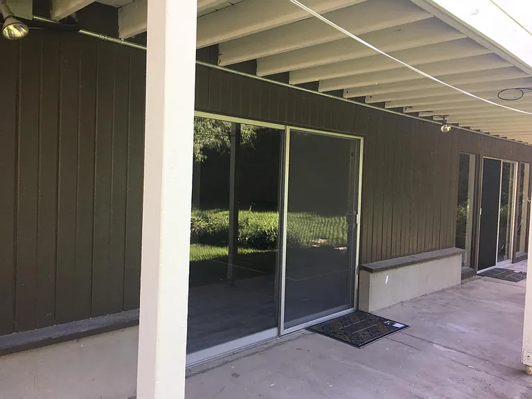 E Skyline Dr — Photo 10