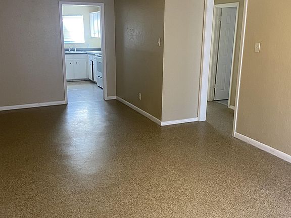 2nd image of 1702 Duncan Ave #1