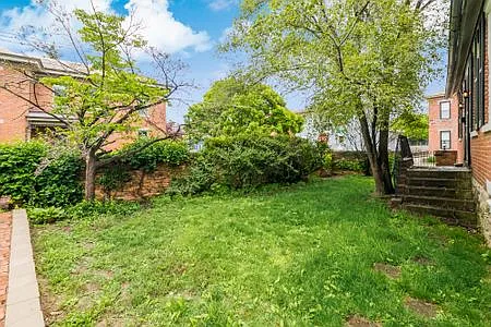 745 S 5th St — Photo 16