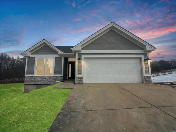 2325 Fiddlers Close #67, Washington, MO 63090