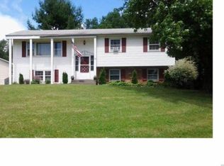 138 Blue Jay Ln, Montgomery, NY