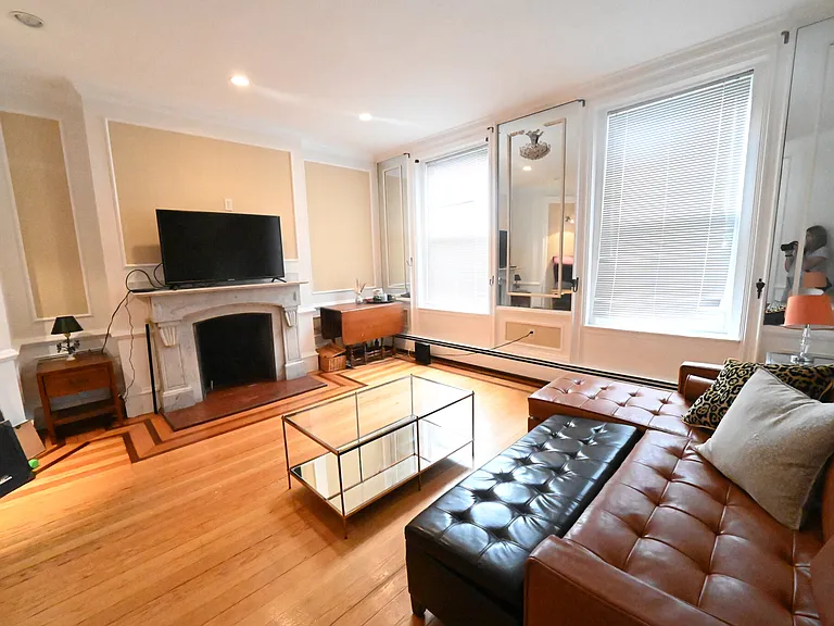 431 Beacon St #1 — Photo 13