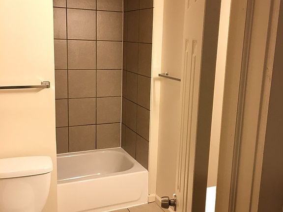 5th image of 311 Oak St #2