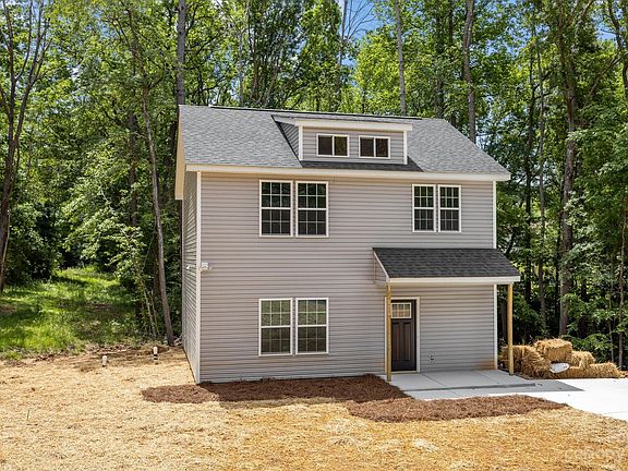 3rd image of 1422 Pink Dogwood Ave