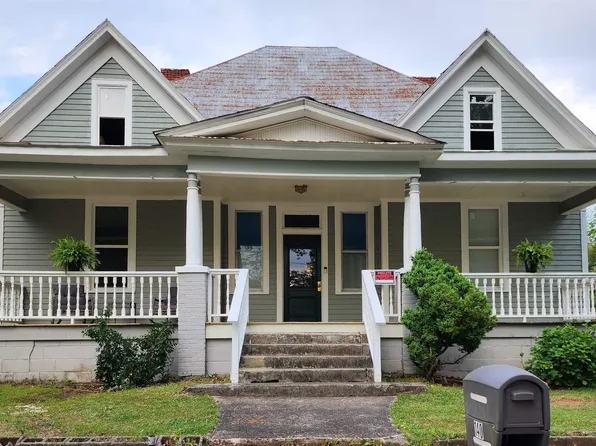 140 Lebanon St, Roanoke, AL 36274