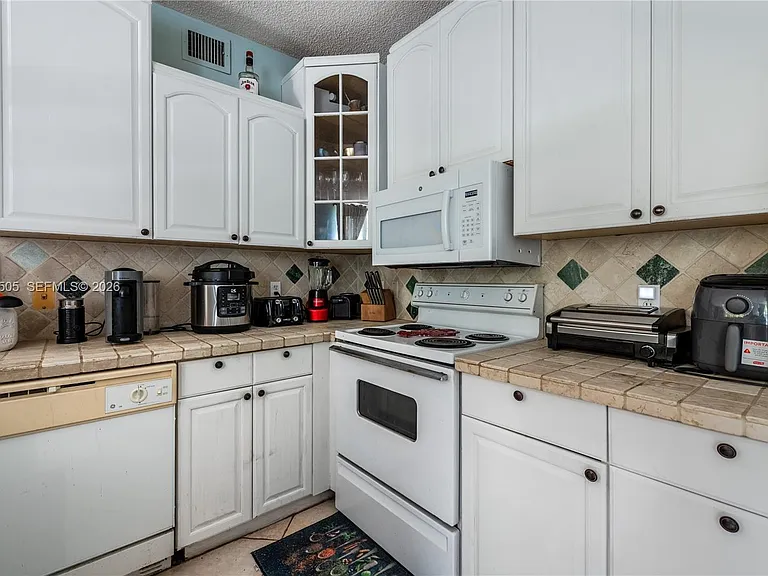 19601 E Country Club Dr #7104 — Photo 13