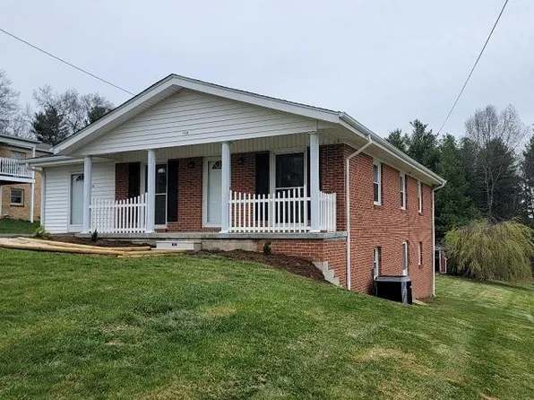168 Forest Ln, Galax, VA 24333