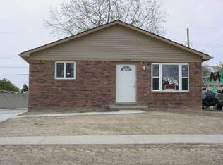 19802-14 Mile, Roseville, MI 48066