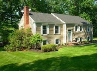3 Deer Run Cir, Chatham, NJ 07928