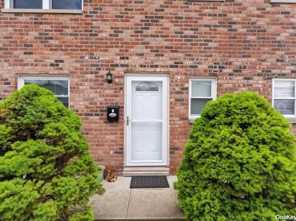 1030 Franklin Avenue #7, Valley Stream, NY 11580