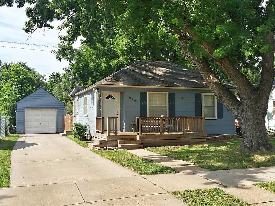 1st image of 220 E Jewell Ave