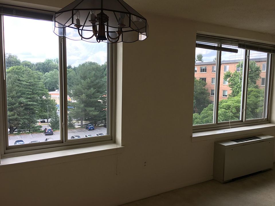 1st image of 3000 Spout Run Pkwy APT D510