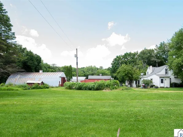 18726 Juneberry Rd, Mankato, MN 56001