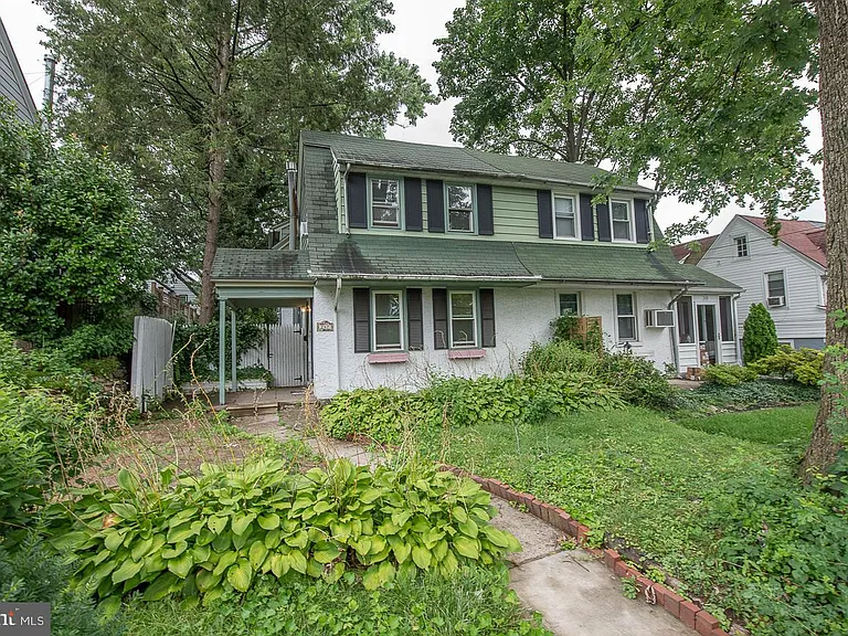 247 Trent Rd — Photo 1