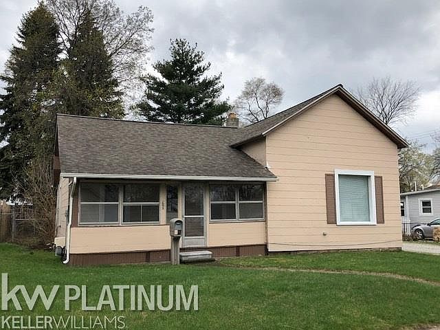 1st image of 920 Minnie St