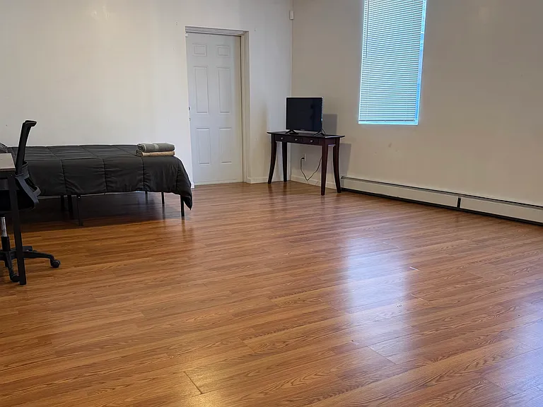 1166 E Jersey St #3 — Photo 6