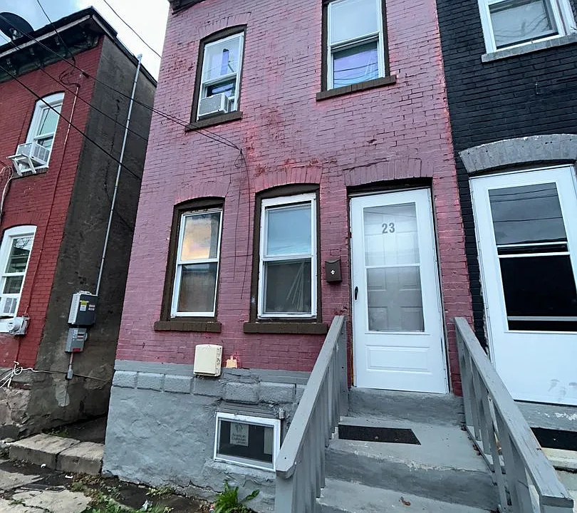 23 Meade St