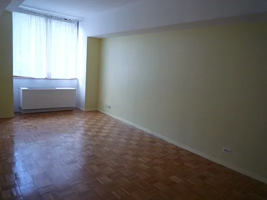 Rented by NY Home & Living Inc. | media 9