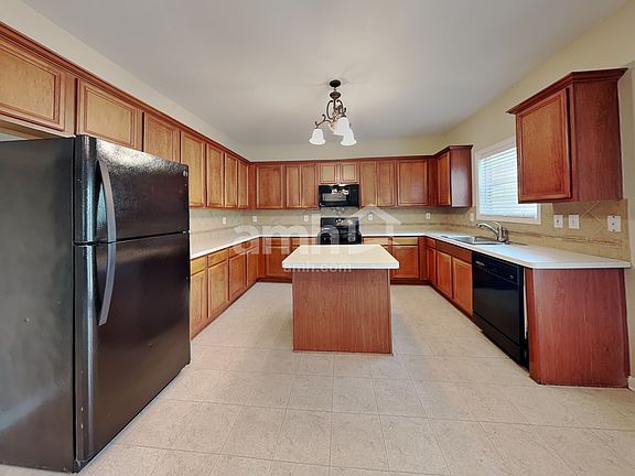 4th image of 1387 Belfaire Lake Trl