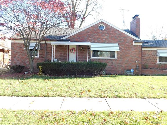 2nd image of 13556 Marion