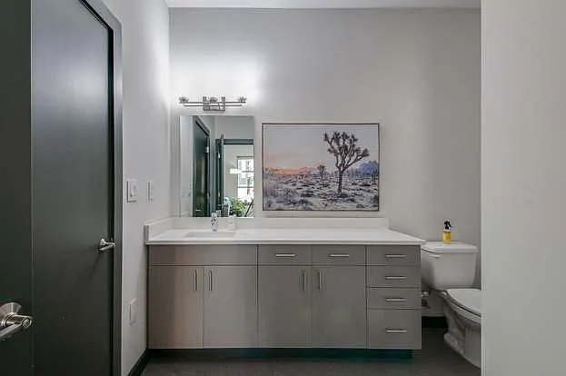 1900 12th Ave S #203 — Photo 11