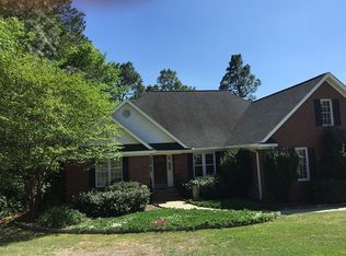 200 Hounds Run Ln, Lexington, SC 29072