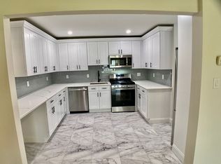 22 Robin St #C, Manchester, NJ 08759