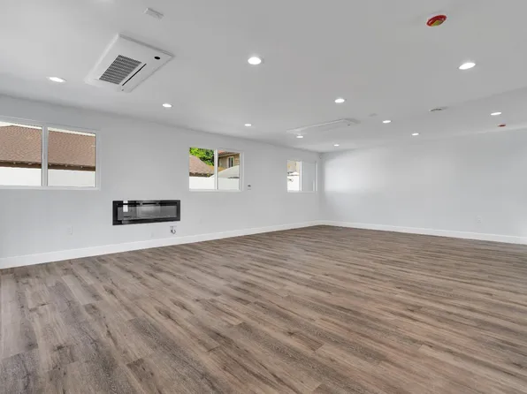 11613 Burbank Blvd, North Hollywood, CA 91601