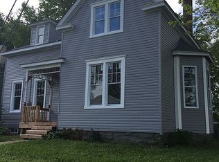 210 W 4th St, Waterloo, IL 62298