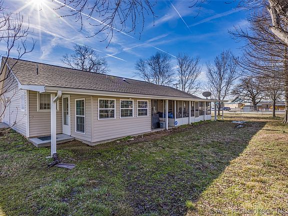5th image of 21 Bois Darc St