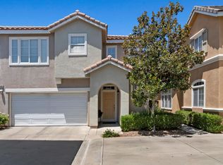 24483 W Montevista Cir, Valencia, CA 91354