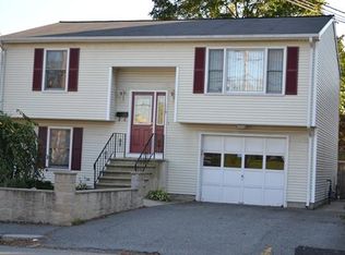119 Dexter St, Cumberland, RI 02864