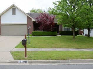 1198 Windsong Trl, Fairborn, OH 45324