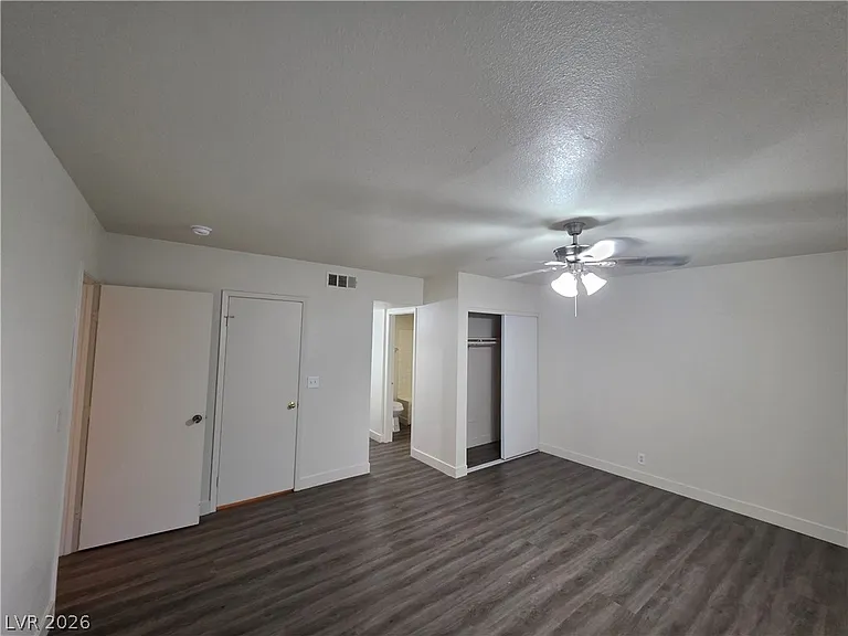 3364 Royce Ct — Photo 34