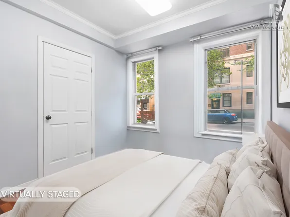 975 Park Avenue 1CD image 3 of 11