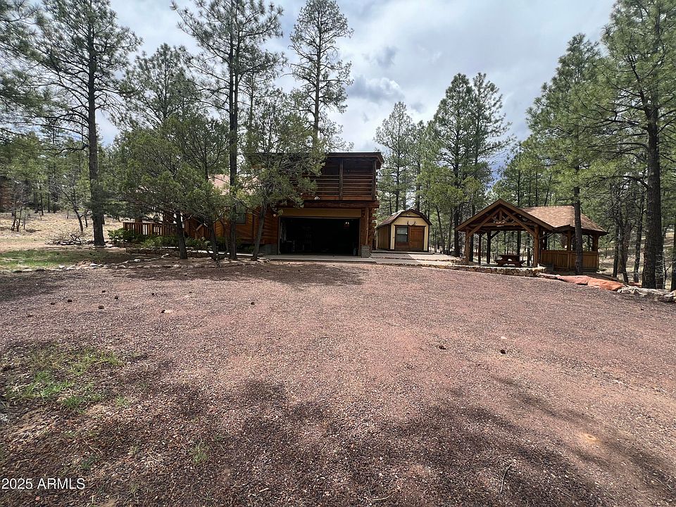 1st image of 800 S 24TH Drive
