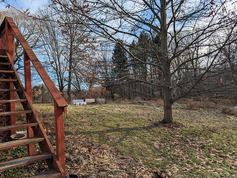 6056 Seneca Rd — Photo 14