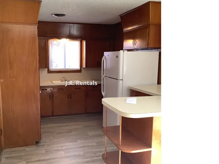 515 S 9th St — Photo 5