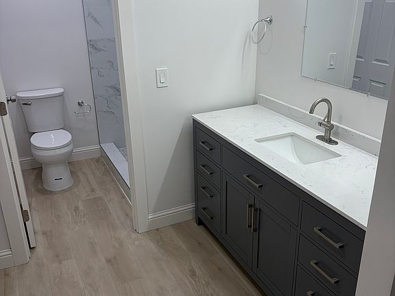 4th image of 127 Rancho Dr #133A