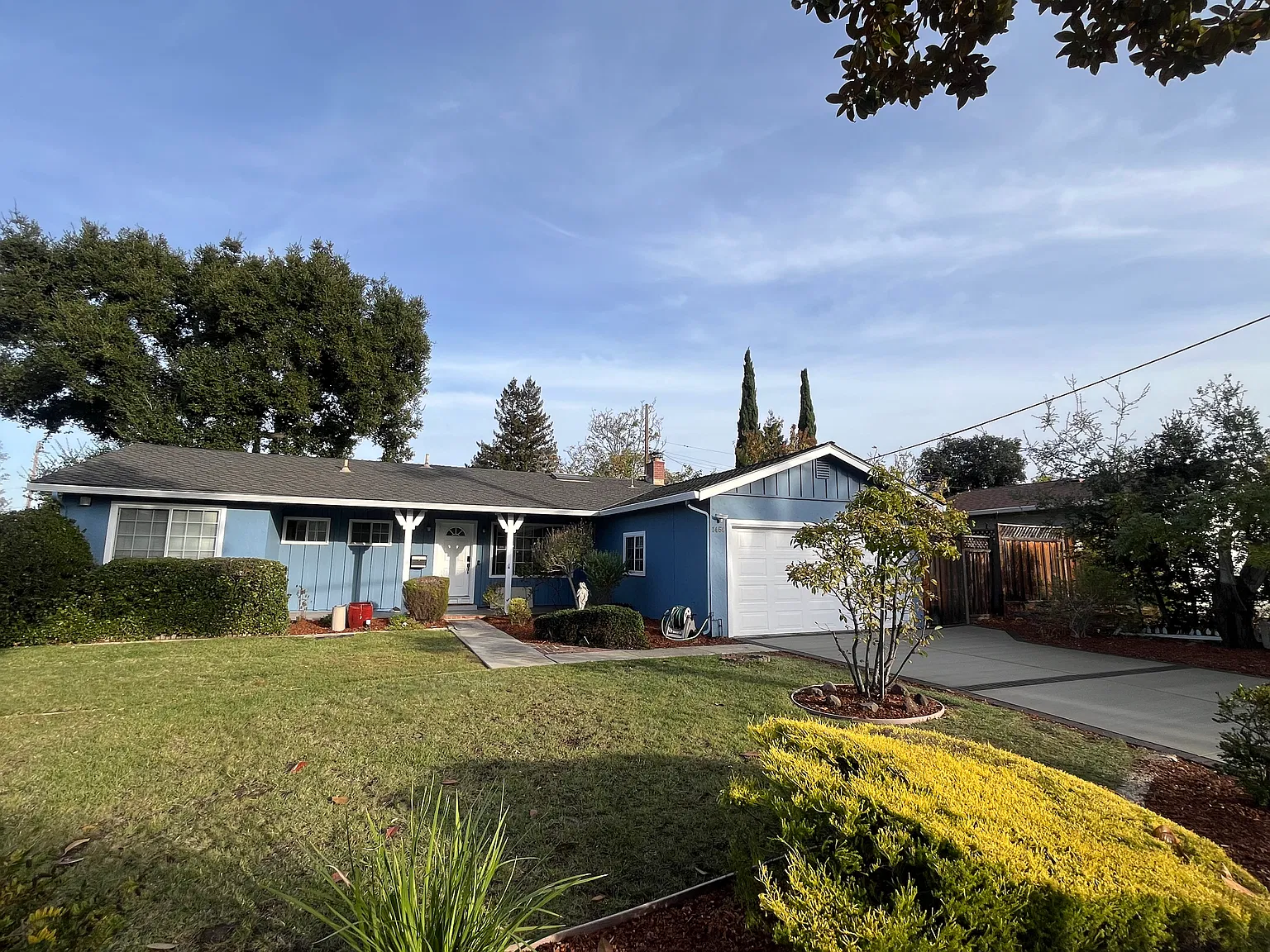 3 bed, 1625 sqft, $5,600 — Photo 2
