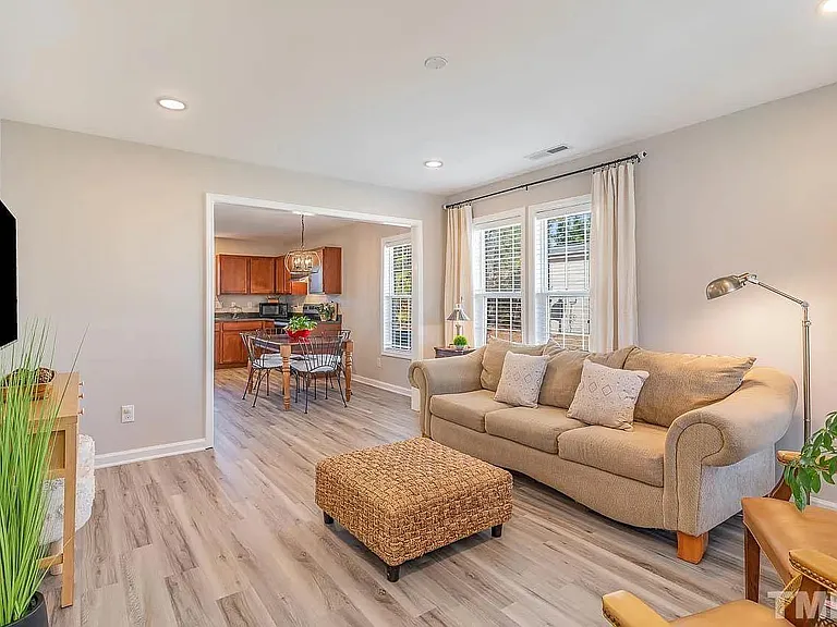 2408 King Malcolm Ln — Photo 4