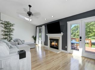 72 Elm Ter, Flemington, NJ 08822