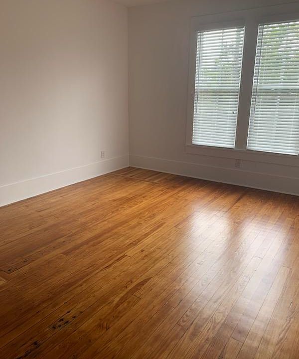 1st image of 9 Hill St #11092319
