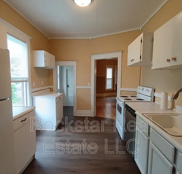 519 E Ermina Ave — Photo 35