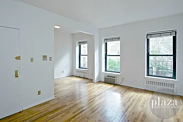 Rented by Plaza Real Estate Group