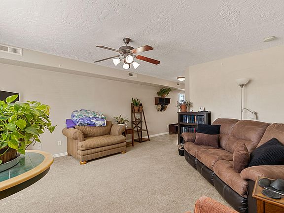 4th image of 1148 N Northfield Rd #98