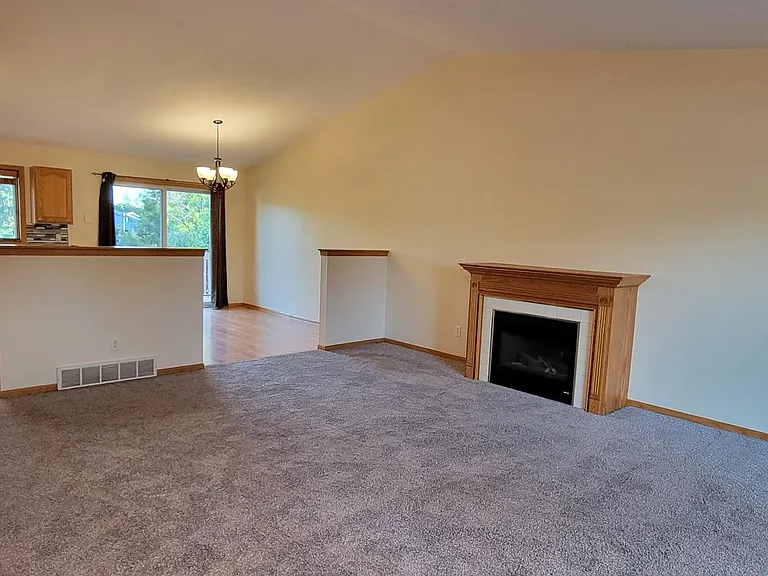 6401 Toribrooke Ln — Photo 4